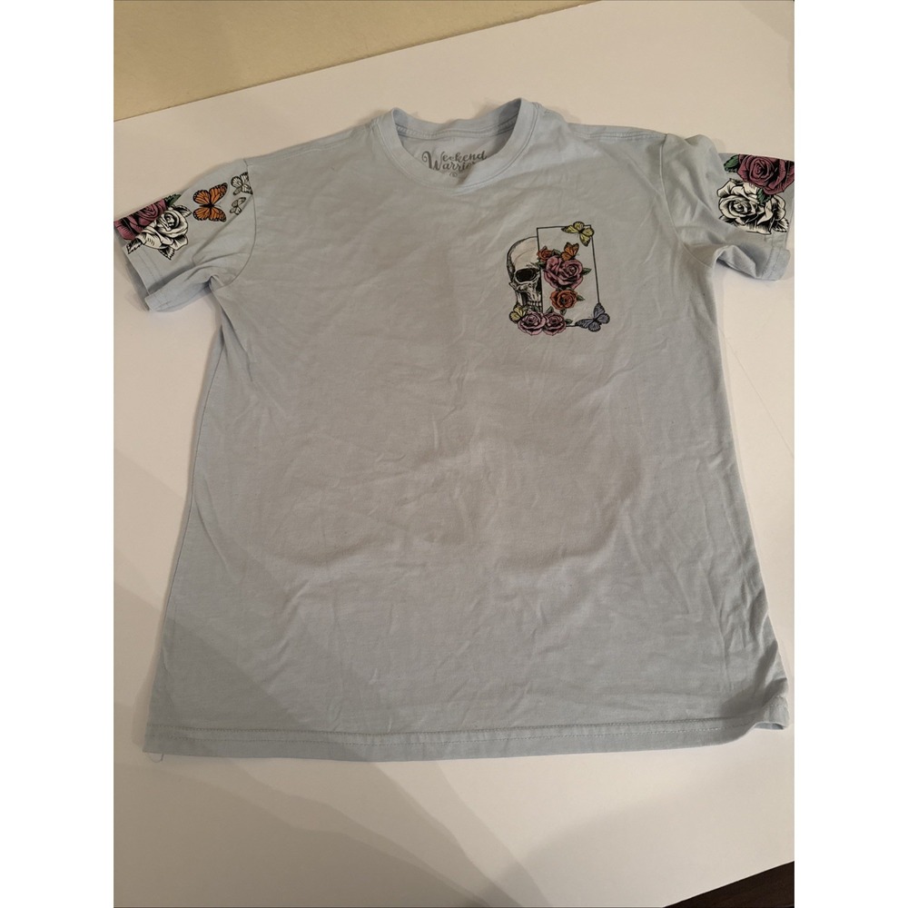 Weekend Warrior Womens Skull Rose Butterfly Graphic T-Shirt Light Blue Small